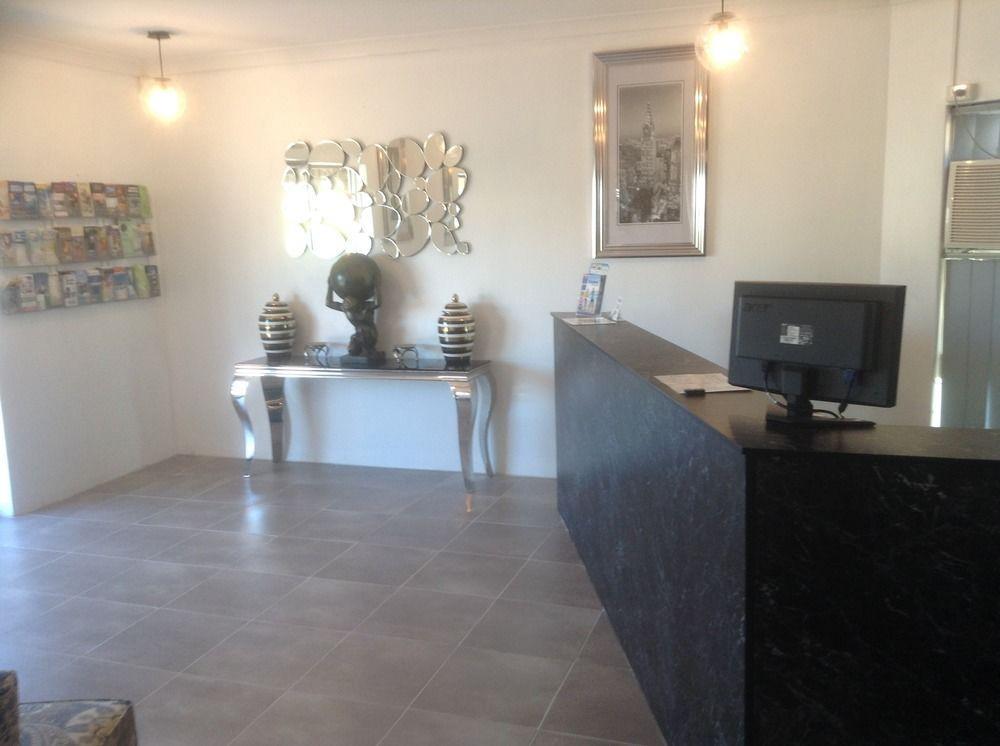 Hampton Villa Motel Rockhampton Dış mekan fotoğraf